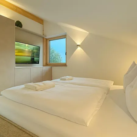 Berg & Seeblick I Sauna Im Badezimmer I Parkplatz Rieden