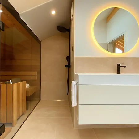Berg & Seeblick I Sauna Im Badezimmer I Parkplatz * Rieden